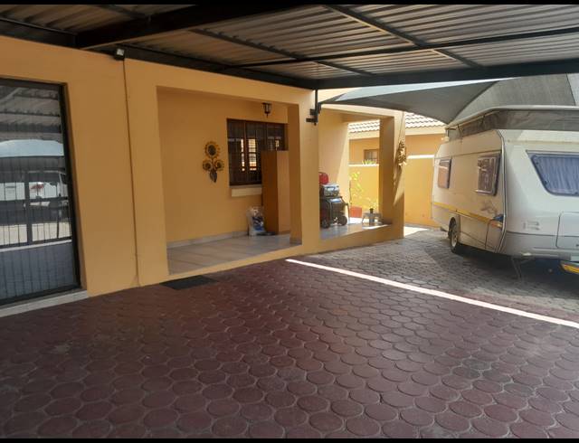 4 BEDROOM HOUSE FOR SALE IN CASHAN